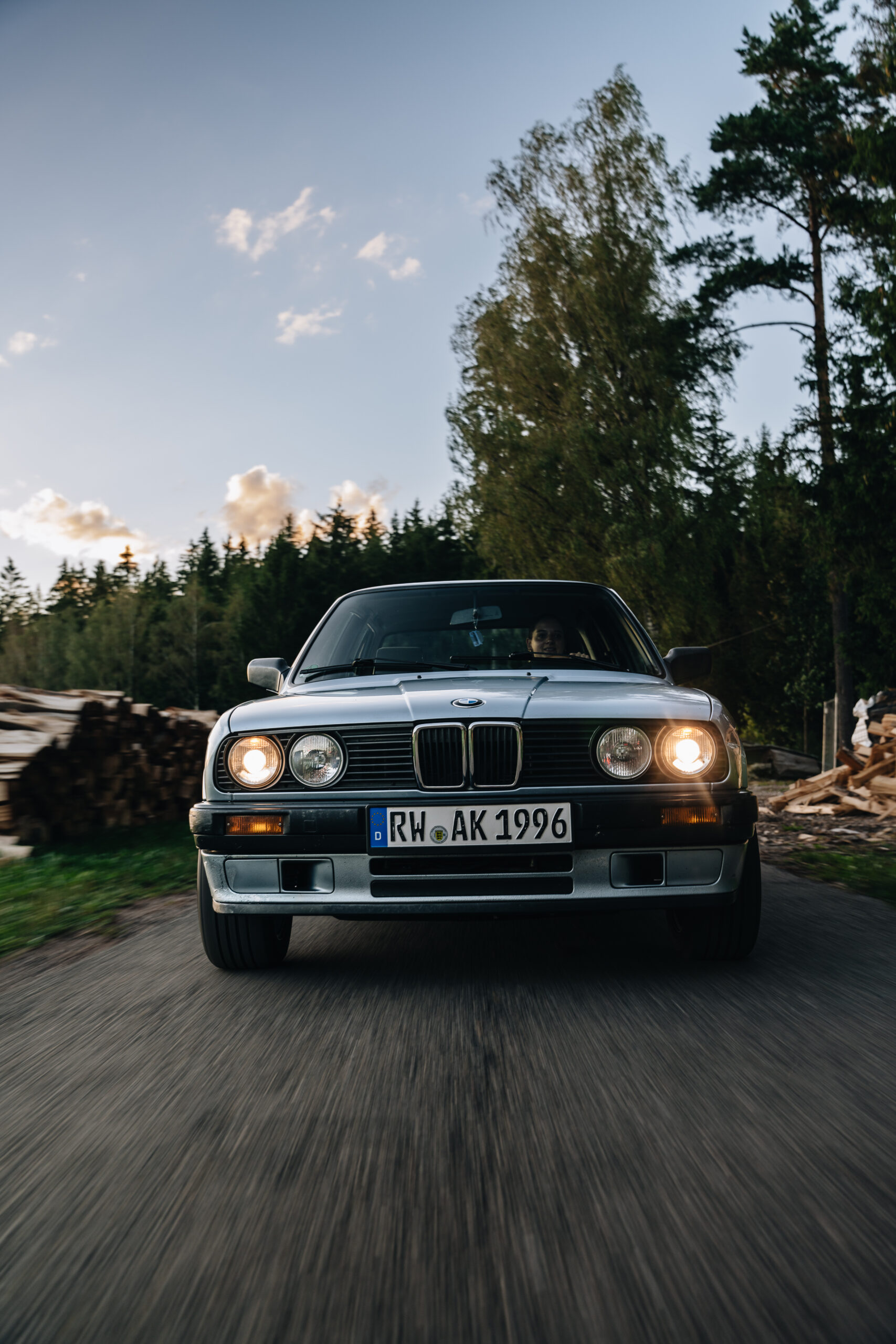 BMW E30 vs E36